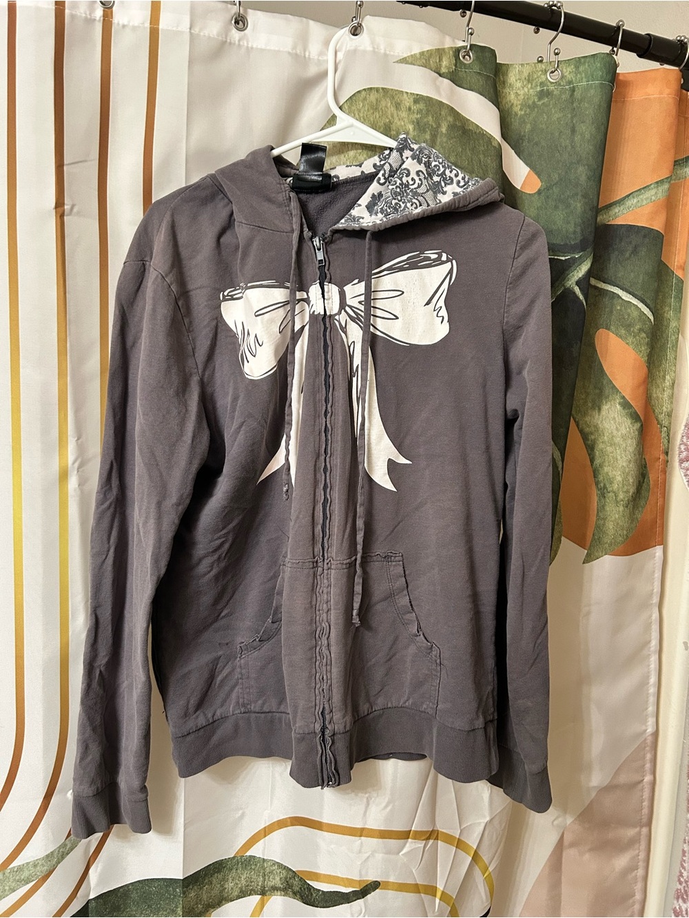 Rue21 Gray Zip-Up Hoodie with White Bow